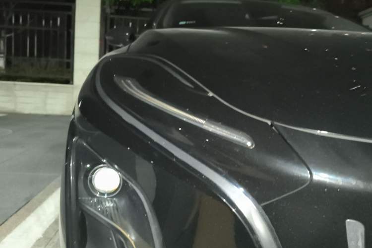 Used Hongqi E-QM5 2023 620km PLUS Right Front Headlight