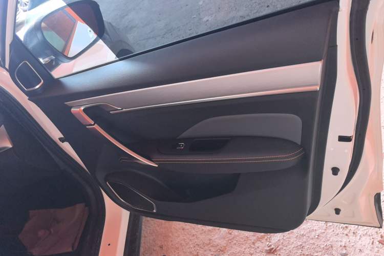 Used Geely Auto Coolray 2023 1.5T DCT Platinum Edition
