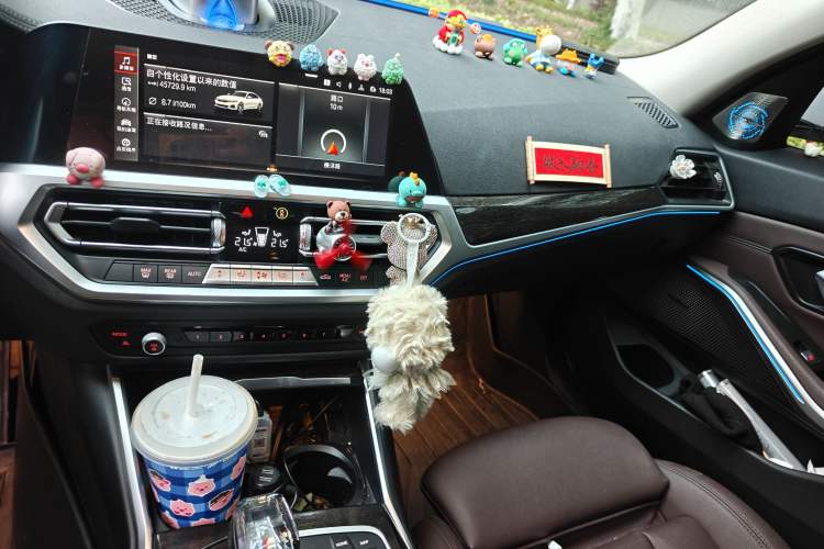 Used BMW 3 Series 2020 Facelifted 325Li xDrive M Sport Package Audio And AC Panel