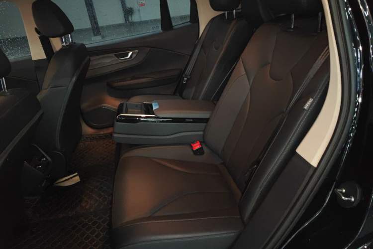 Used Hongqi E-QM5 2023 Revised Version Basic Travel Edition