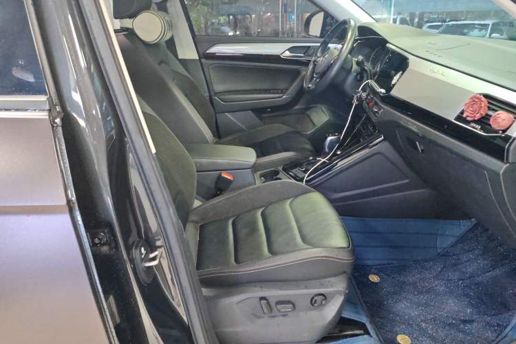 Used Volkswagen Tayron 2020 280TSI Two-Wheel Drive Luxury Connect Edition
