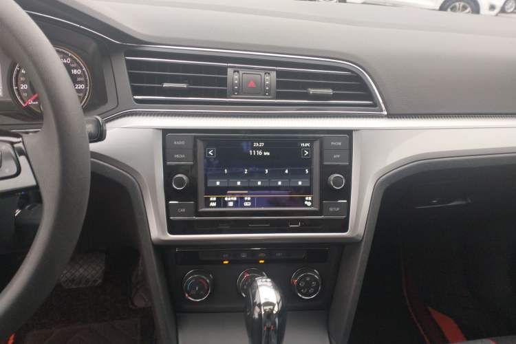 Used Volkswagen Lamando 2019 230TSI DSG Fashion Edition China VI