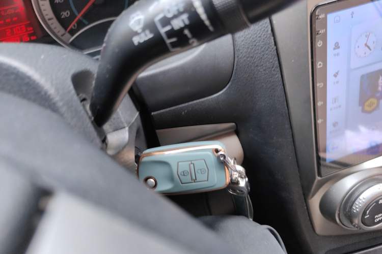 Used Bestune B50 2012 1.6L automatic fashion version
