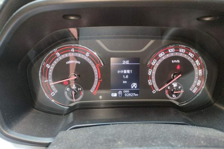 Used SAIC MAXUS T60 2017 2.0T Gasoline Automatic 4x4 High-Ride Elite Standard Cabin
