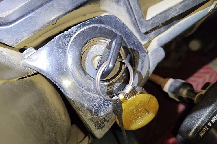 Used Jinbei Hiace 2014 2.0L Fifth-Generation Xiangyun Comfort Type 1 4G20C
