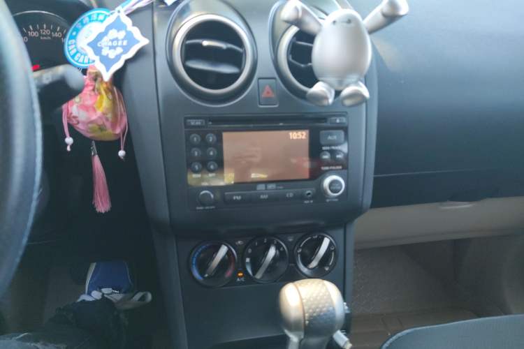 Used Nissan Qashqai 2012 2.0 XL Fire CVT 2WD
