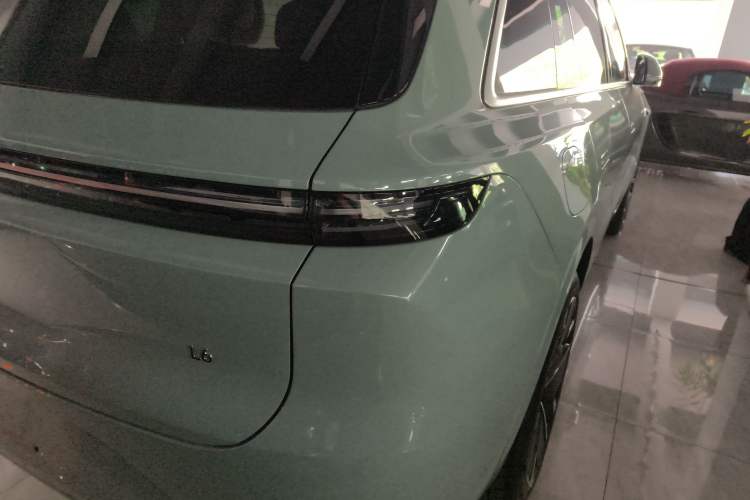 Used Li Auto L6 2025 Pro Smart Refresh Edition
