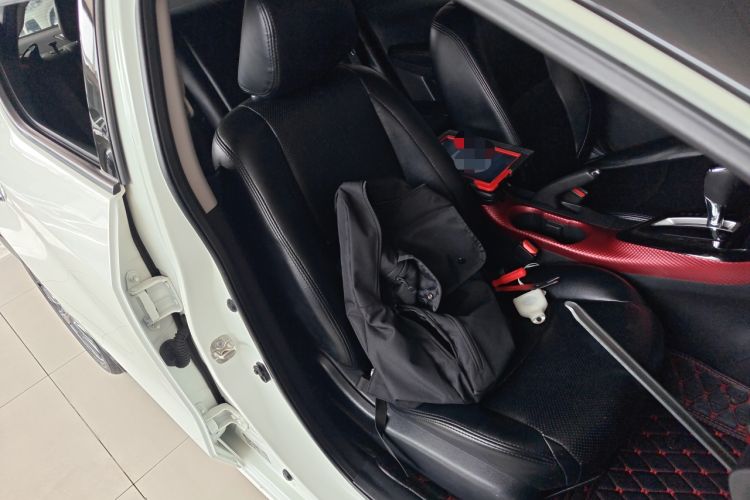 Used Nissan Lannia 2016 1.6L CVT Smart Cool Edition Right Front Seat