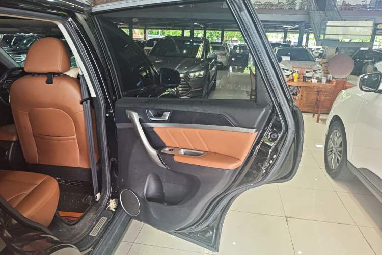 Used Haval M6 2017 1.5T Automatic Two-Wheel Drive Prestige Model