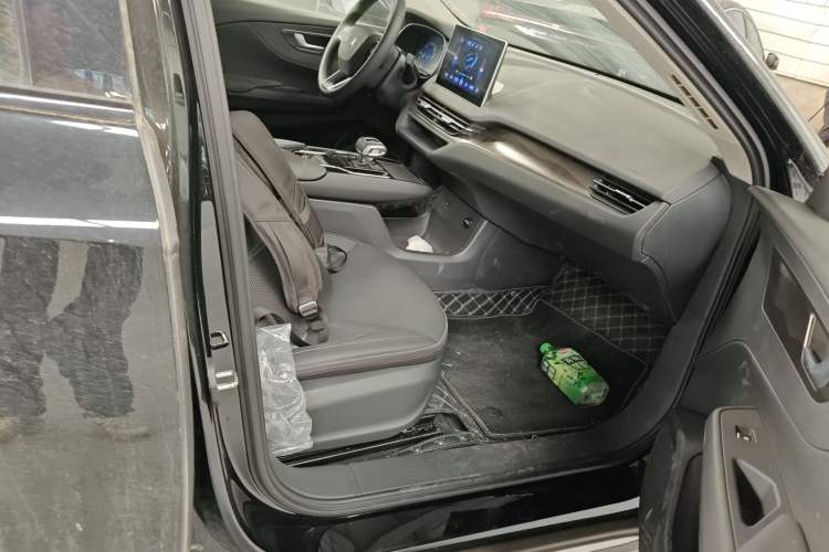 Used Hongqi E-QM5 2021 Charging Version Flagship Edition
