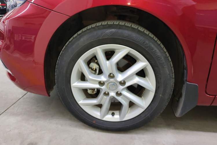 Used Nissan Tiida 2021 1.6L CVT Smart Drive Edition Left Front Wheel Hub