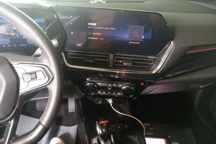 Used Chevrolet Seeker 2022 1.5T CVT RS Bee Wave Edition Audio And AC Panel