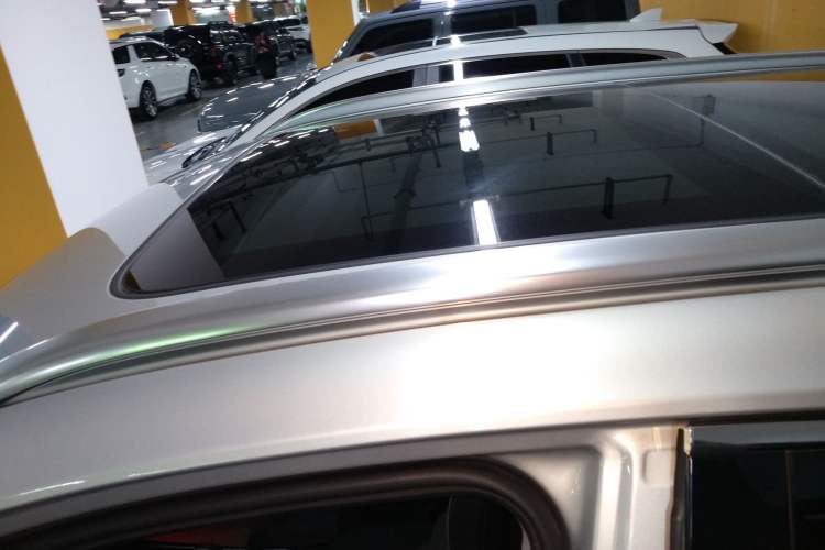 Used Hongqi HS5 2019 2.0T Smart Connect Flagship Edition
