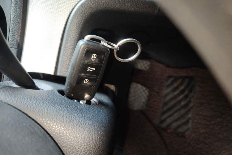 Used Volkswagen Gran Lavida 2013 1.4 TSI Automatic Comfort Model