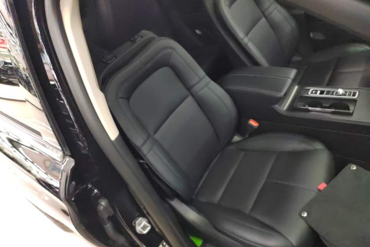 Used Lincoln Corsair 2024 2.0T Two-Wheel Drive Deluxe Edition