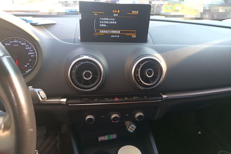 Used Audi A3 2014 Limousine 35 TFSI Automatic Advanced Model Audio And AC Panel