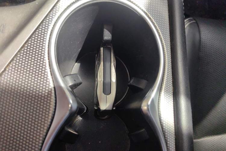 Used Infiniti Q50L 2018 2.0T Enjoyment Version China VI Standard Vehicle Key