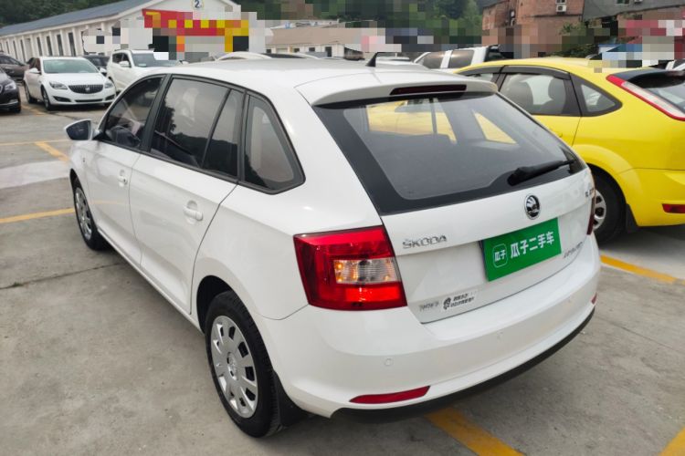 Used Skoda Rapid Spaceback 2016 Revised Version 1.6L Automatic Front-Drive Edition Rear Left 45 Deg