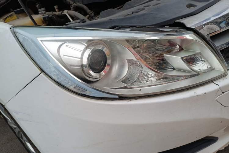 Used BYD Surui 2012 1.5TID Automatic Luxury Version
