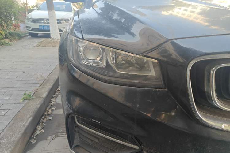 Used Geely Auto Emgrand X7 Sport 2020 1.8TD DCT Smart Connect PRO Right Front Headlight