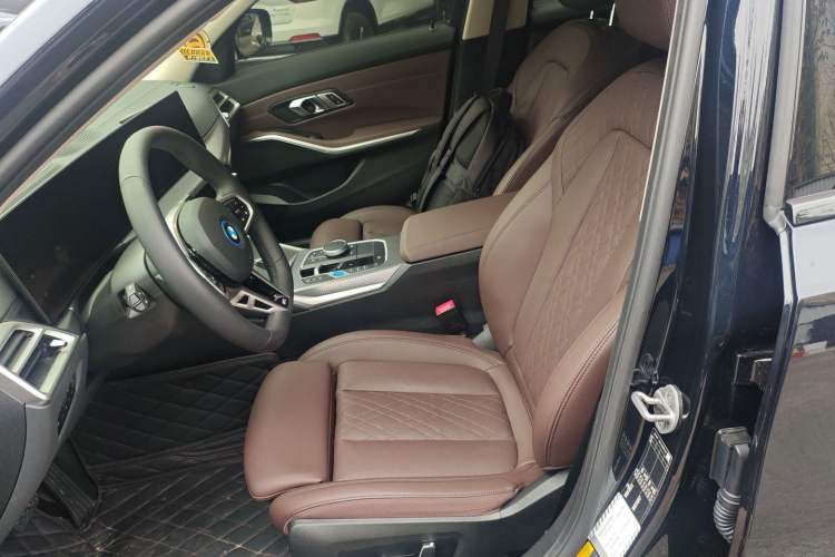 Used BMW i3 2025 eDrive 40 L Midnight Edition