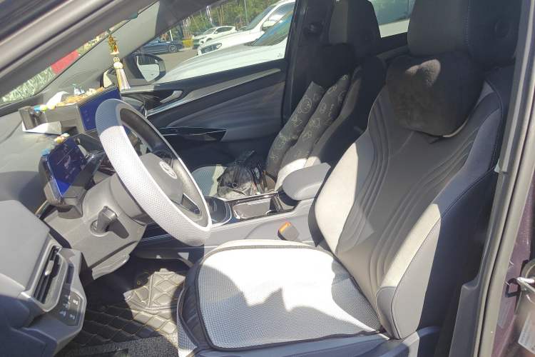 Used Volkswagen ID.4 CROZZ 2021 Long-Range Lite PRO Two-Wheel Drive Version Left Front Seat