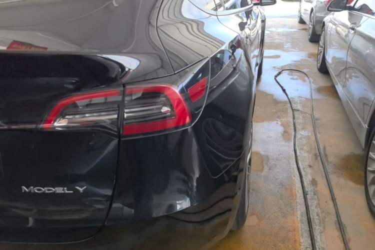 Used Tesla Model Y 2021 Standard Range Rear-Wheel Drive Version
