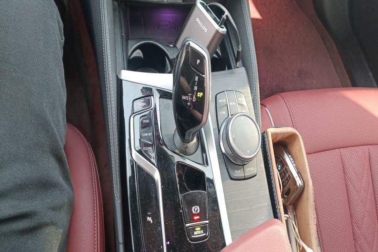 Used BMW 5 Series 2023 530Li xDrive M Sport Package Gear Lever