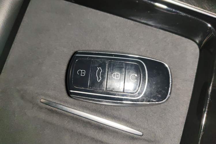 Used Chery Tiggo 9 2023 2.0T Dual-Clutch Two-Wheel Drive Luxury Edition 5 Seats Interior 1