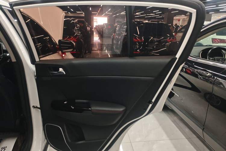 Used Kia KX5 2021 1.6T Automatic Two-Wheel Drive Luxury Edition
