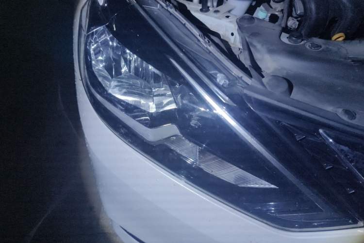 Used Nissan Sylphy 2021 Classic 1.6XE CVT Comfort Edition Right Front Headlight