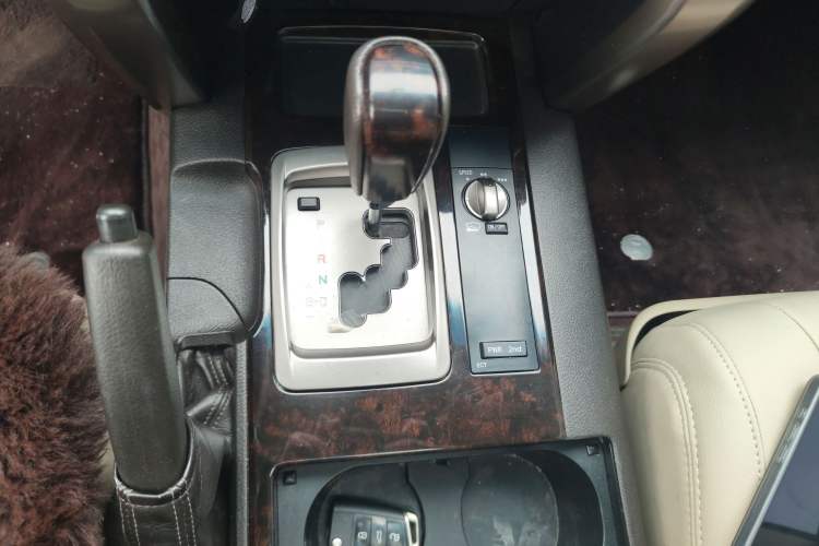 Used Toyota Land Cruiser  Gear Lever