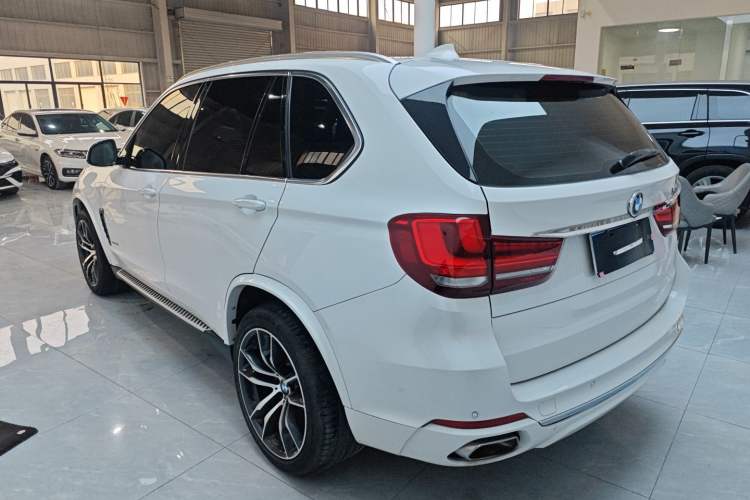 Used BMW X5 2018 xDrive28i

