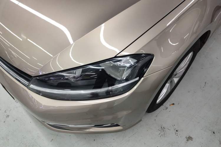 Used Volkswagen Golf 2018 230TSI Automatic Comfort Model
