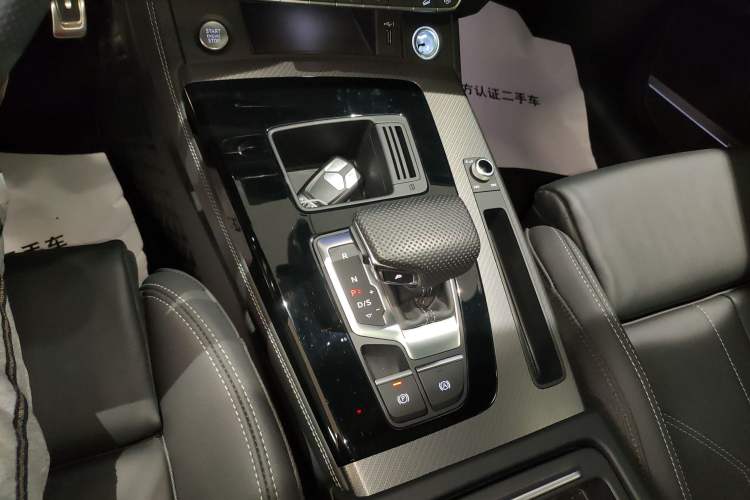 Used Audi Q5L 2024 45 TFSI Luxury Dynamic Model Gear Lever