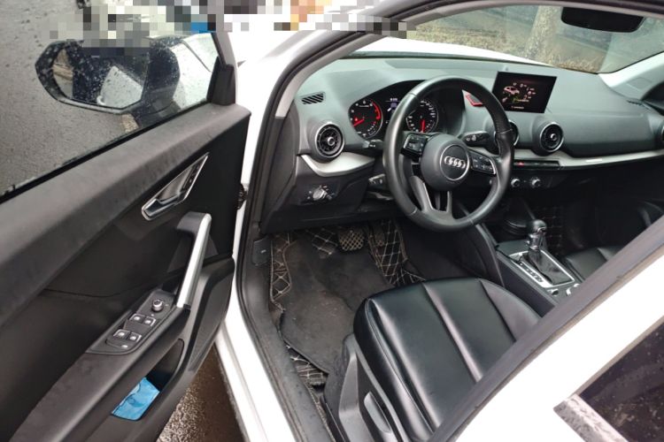 Used Audi Q2L 2021 35 TFSI Progressive Dynamic Edition Driver Seat