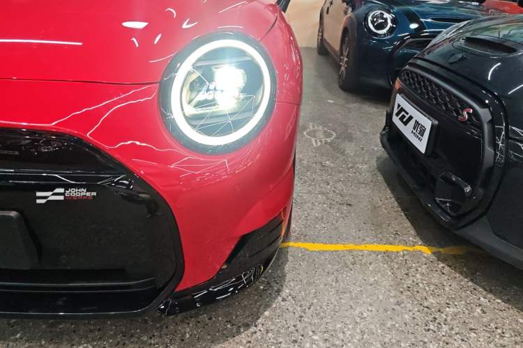 Used MINI Electric COOPER 2024 452km COOPER SE Racing Driver
