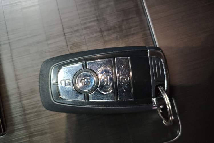 Used Lincoln Corsair 2023 2.0T Two-Wheel Drive Luxury Edition