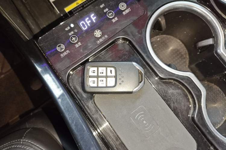 Used Honda Elysion 2022 2.0L eHEV Luxury Edition