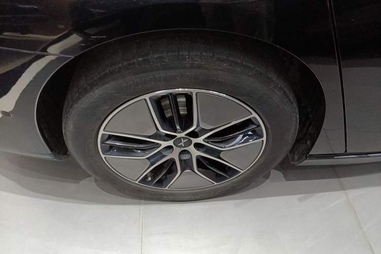 Used XPeng P7 2024 P7i 550 Pro Exterior 5