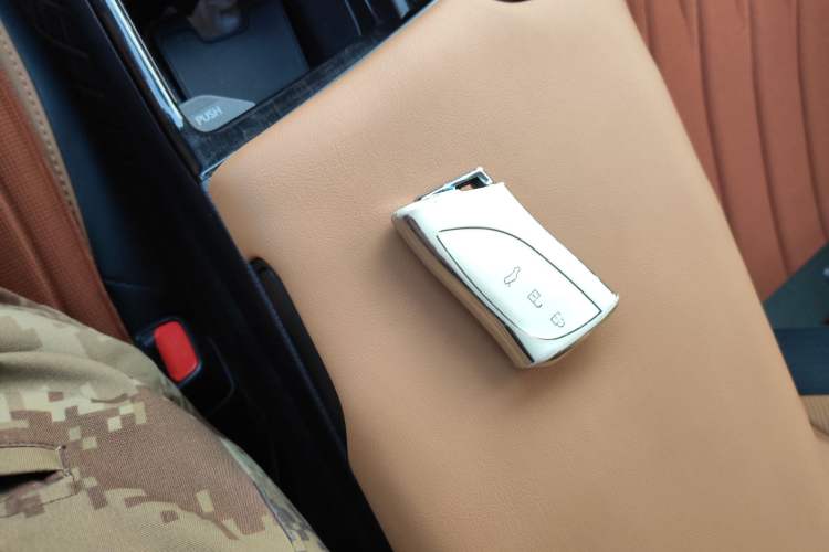 Used Lexus ES 2021 200 Excellence Edition