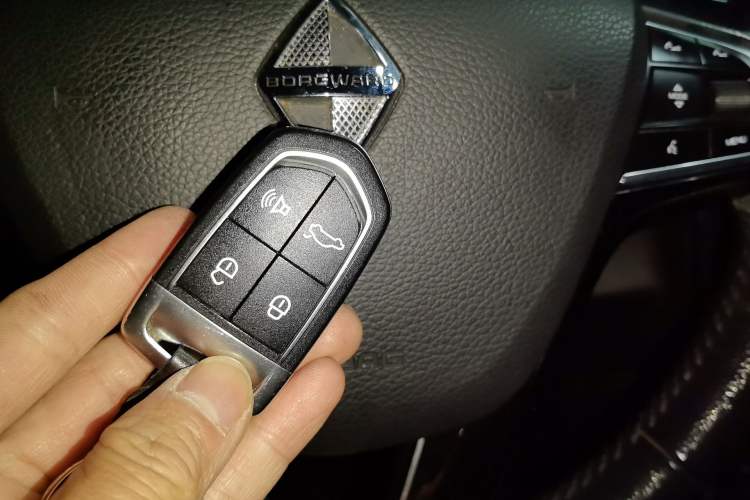 Used BORGWARD BX5 2017 25TGDI Automatic Two-Wheel Drive Sharp Model
