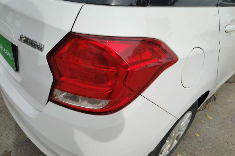 Used Chevrolet Lova RV 2016 1.5L Automatic Comfort Edition