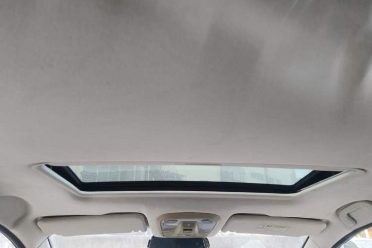 Used HYOSOW H3 2015 1.5L manual luxury version