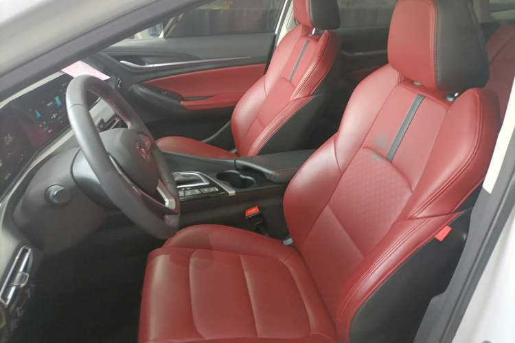 Used Changan Eado 2020 PLUS Blue Whale NE 1.4T GDI DCT Flagship Model
