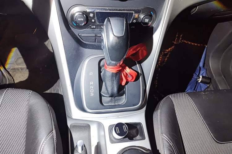 Used Ford Kuga 2013 1.6L GTDi Two-Wheel-Drive Trend Model