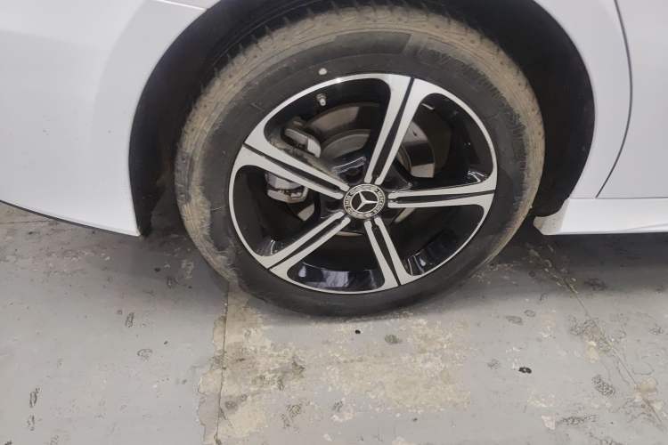 Used Mercedes-Benz A-Class 2022 Revised Version A 200 L Sport Sedan Fashionable Style