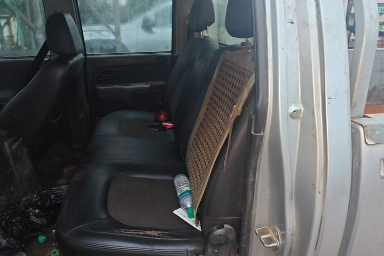 Used Great Wall Wingle 5 2016 2.8T Two-Wheel-Drive Entry-Level GW2.8TC Big Double-Cab GW2.8TC