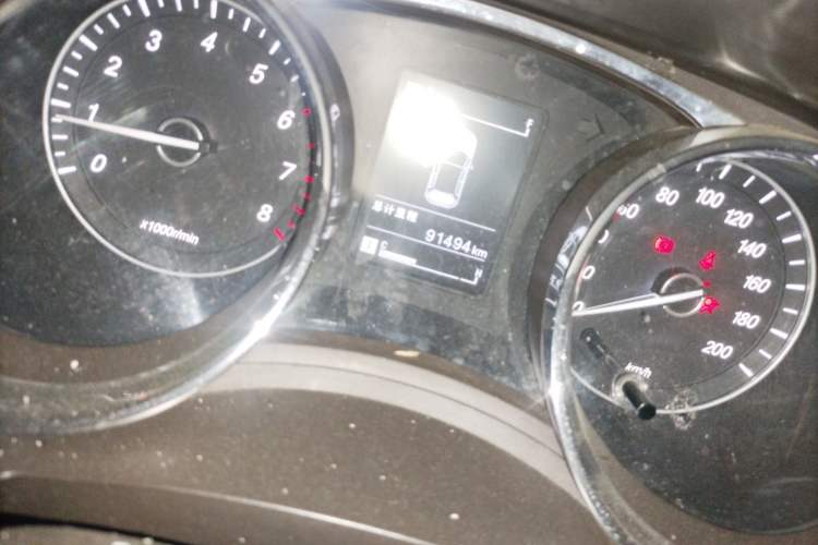 Used Baojun 730 2015 1.8L Manual Luxury Navigation ESP Version 7-seater
