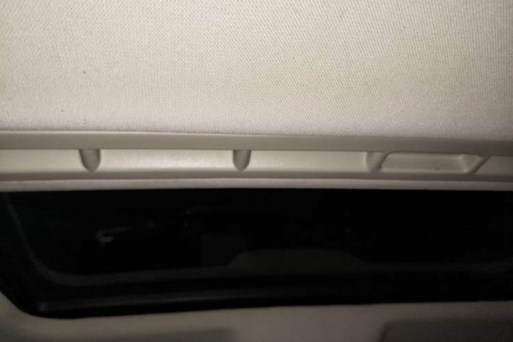 Used Volkswagen Bora 2014 1.6L Automatic Comfort Model Headliner